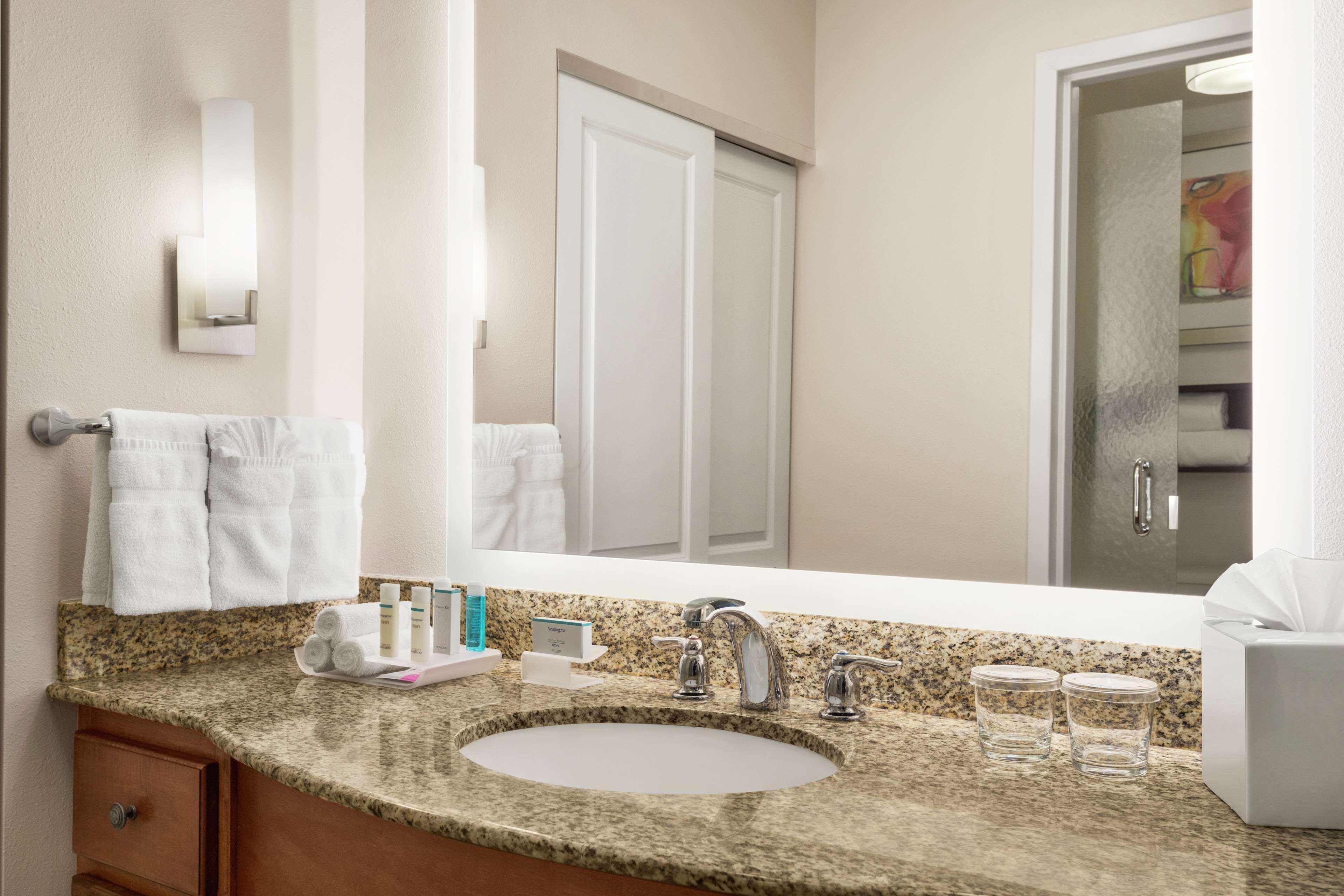 Homewood Suites By Hilton Fargo Exterior foto